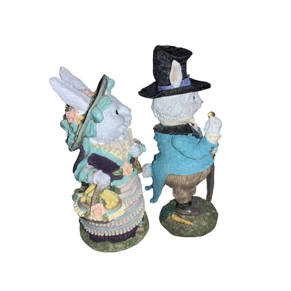 The Victorian Collection Edward & Isobel Carrots Easter Rabbit Figurines - Picture 6 of 9